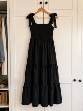 NWT Curvy Black Smocked Maxi Dress